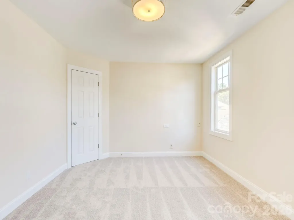 2025 Gable Way Lane Matthews NC 28104