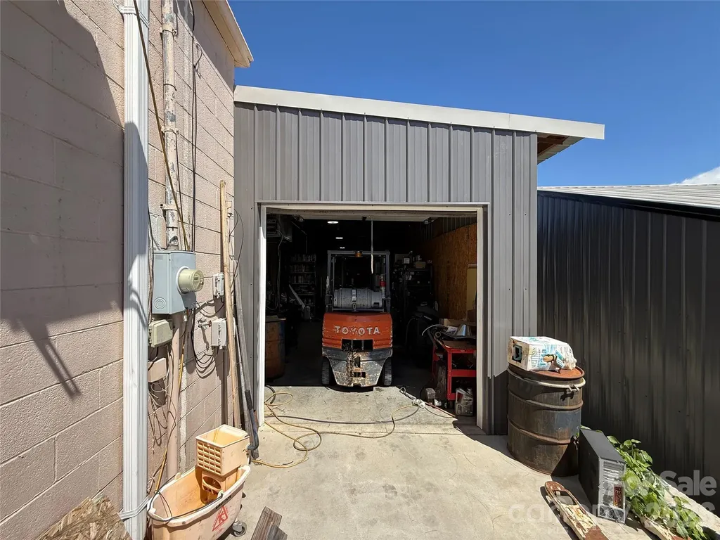 551 Main Street Hudson NC 28638