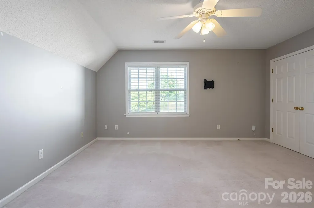 48 Brownstone Court Fletcher NC 28732