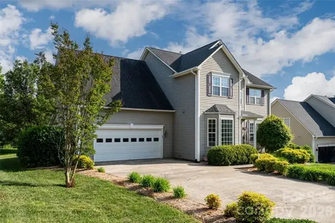 48 Brownstone Court Fletcher NC 28732