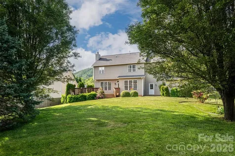 48 Brownstone Court Fletcher NC 28732