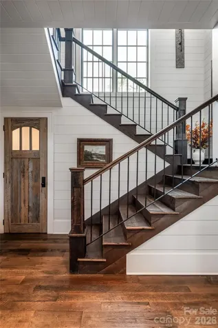 18 Fairsted Drive Asheville NC 28803