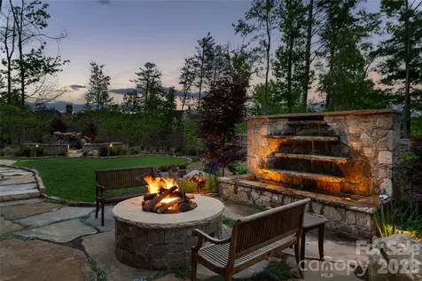 18 Fairsted Drive Asheville NC 28803