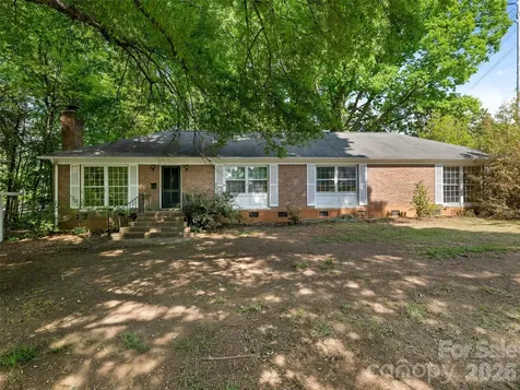 4701 Aspen Court Charlotte NC 28210