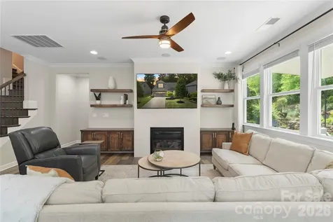 445 Sandbar Point Clover SC 29710