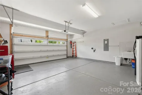 445 Sandbar Point Clover SC 29710