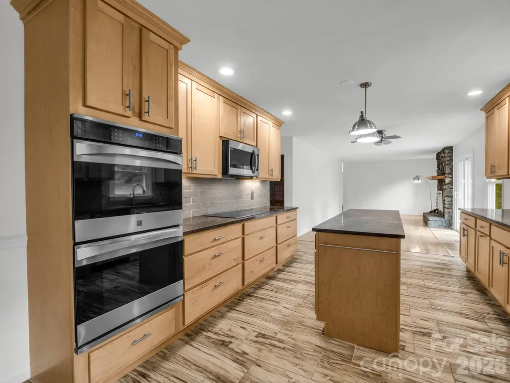11 Deer Run Drive Asheville NC 28803