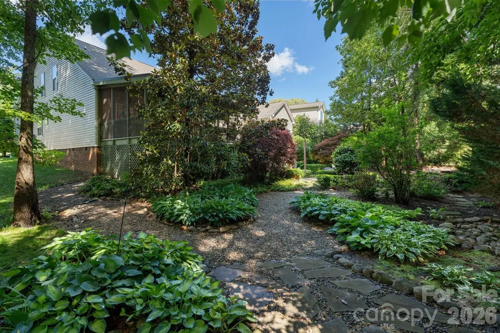 1020 Butterburr Drive Matthews NC 28104