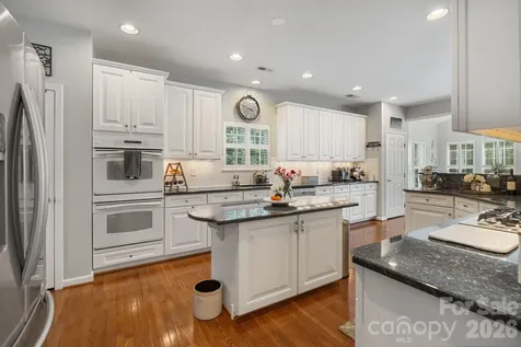 1020 Butterburr Drive Matthews NC 28104