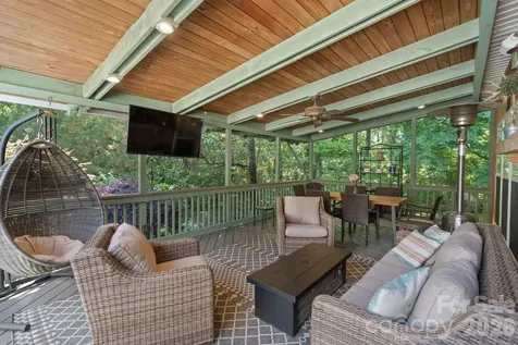 1020 Butterburr Drive Matthews NC 28104