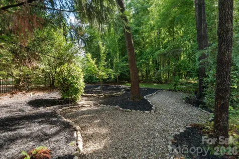 1020 Butterburr Drive Matthews NC 28104