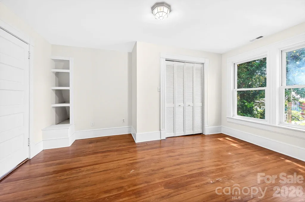 39 Bartlett Street Asheville NC 28801
