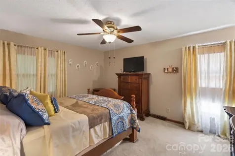 104 Hallett Street Fort Mill SC 29715