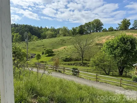 176 Laurel Branch Cemetery Road Weaverville NC 28753