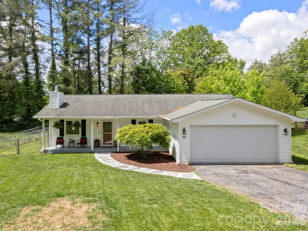 224 Clover Drive Fletcher NC 28732