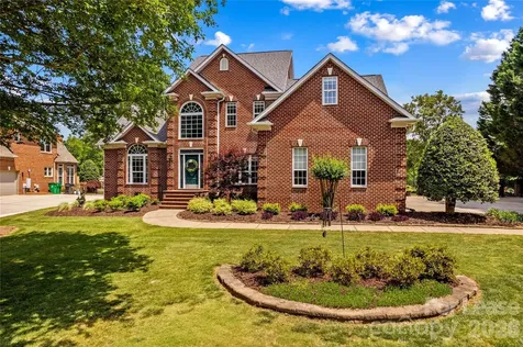 806 Pine Forest Road Charlotte NC 28214