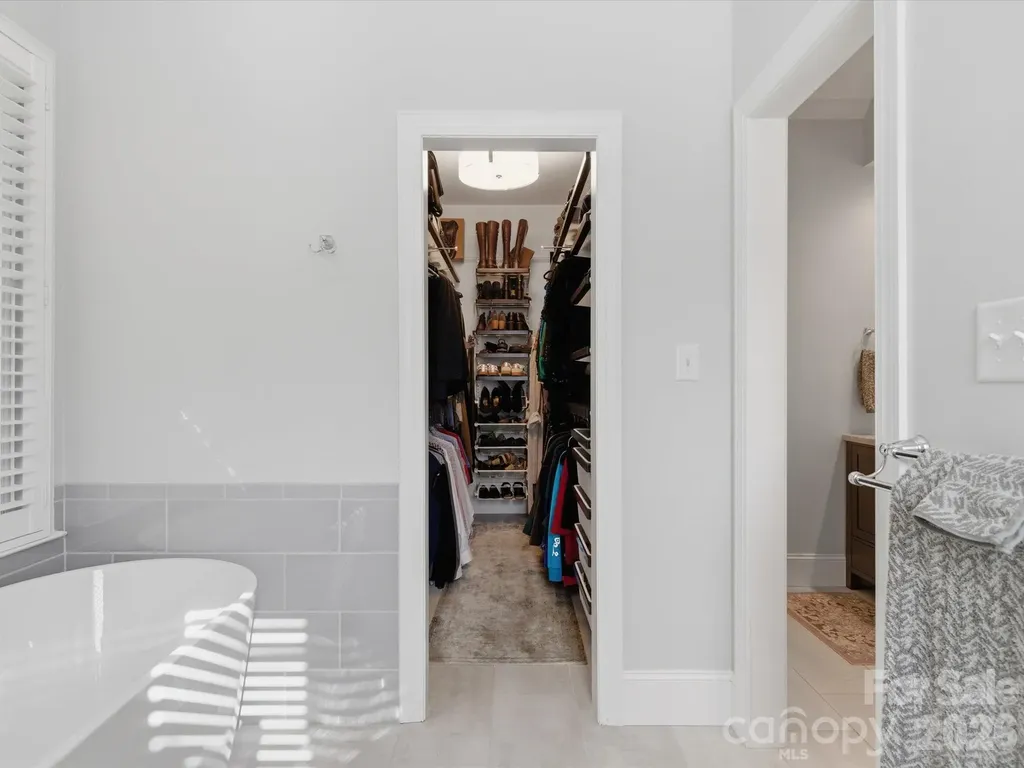 4417 Bridgewood Lane Charlotte NC 28226