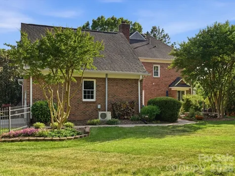 4417 Bridgewood Lane Charlotte NC 28226