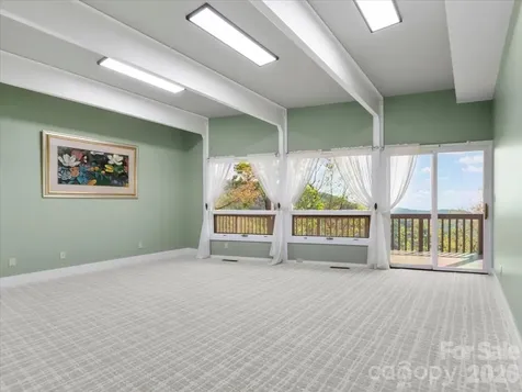 218 Slickrock Road Burnsville NC 28714