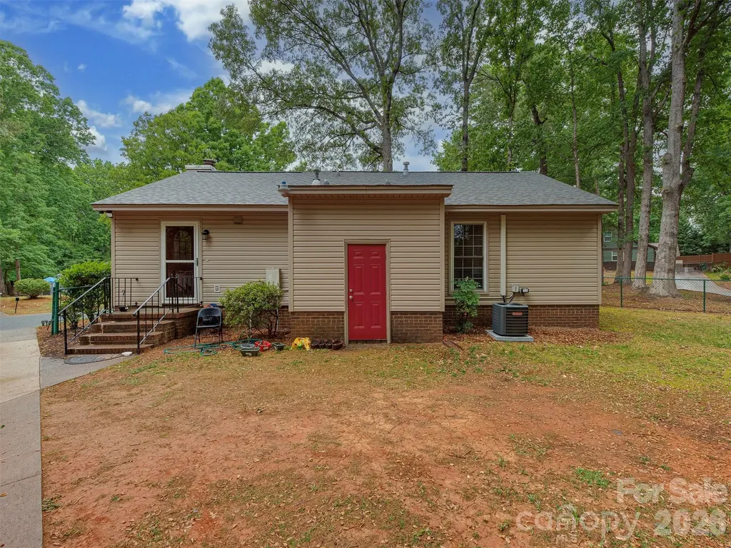 10200 Cairnsmore Place Mint Hill NC 28227