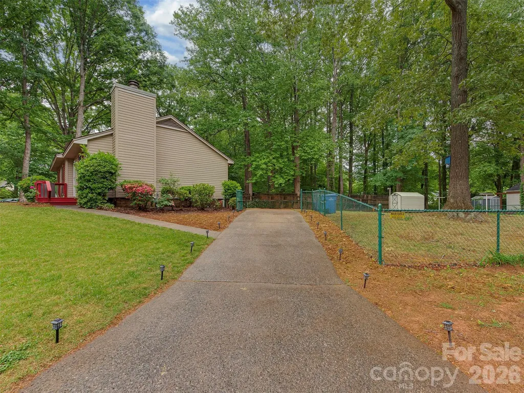 10200 Cairnsmore Place Mint Hill NC 28227