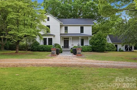 10915 Beatties Ford Road Huntersville NC 28078