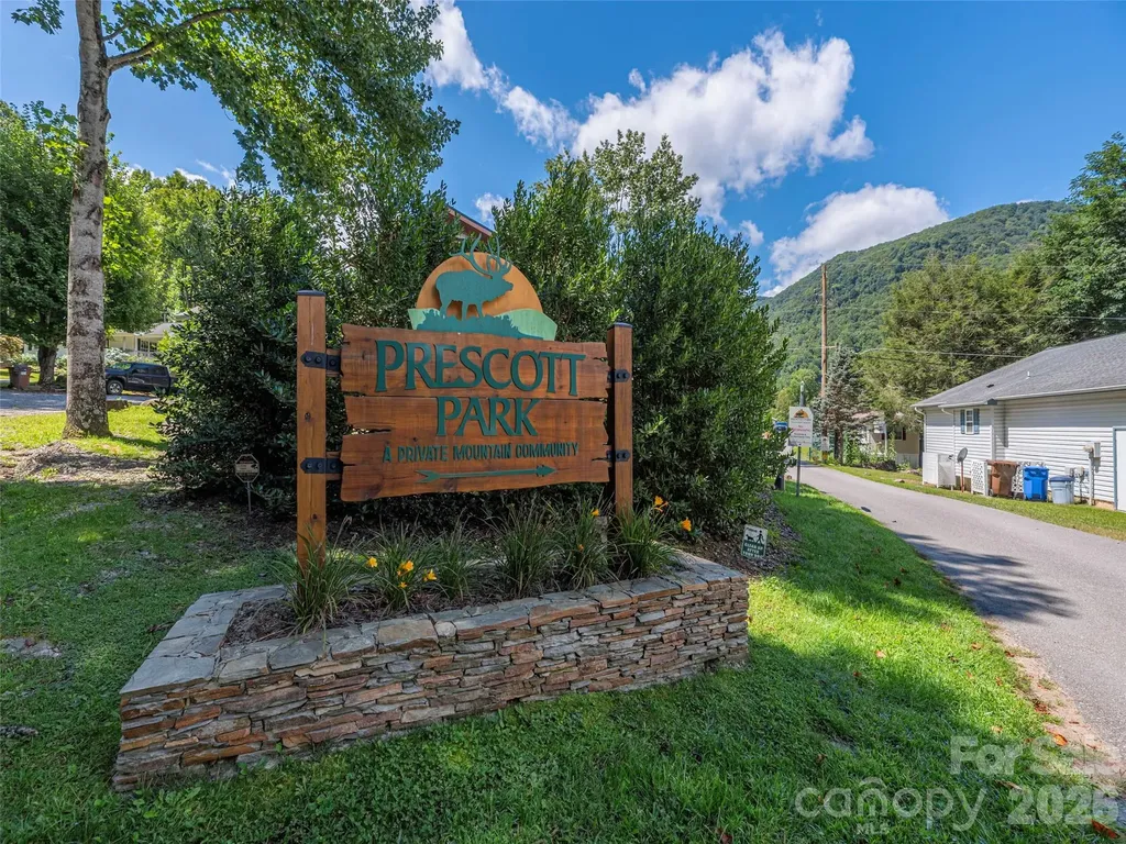 11 Valentine Drive Maggie Valley NC 28751