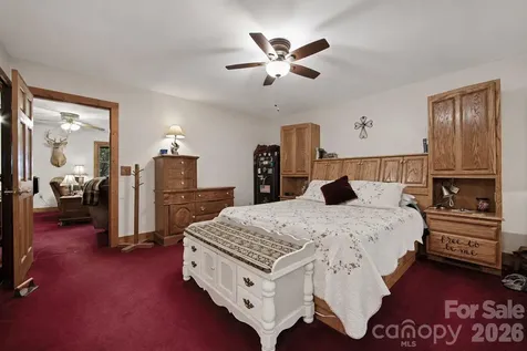 150 Sorghum Drive Waynesville NC 28785