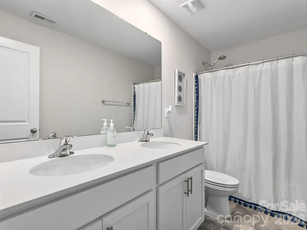 348 Tavernier Lane Candler NC 28715