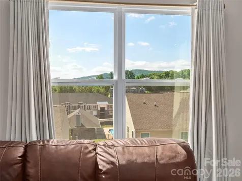 348 Tavernier Lane Candler NC 28715