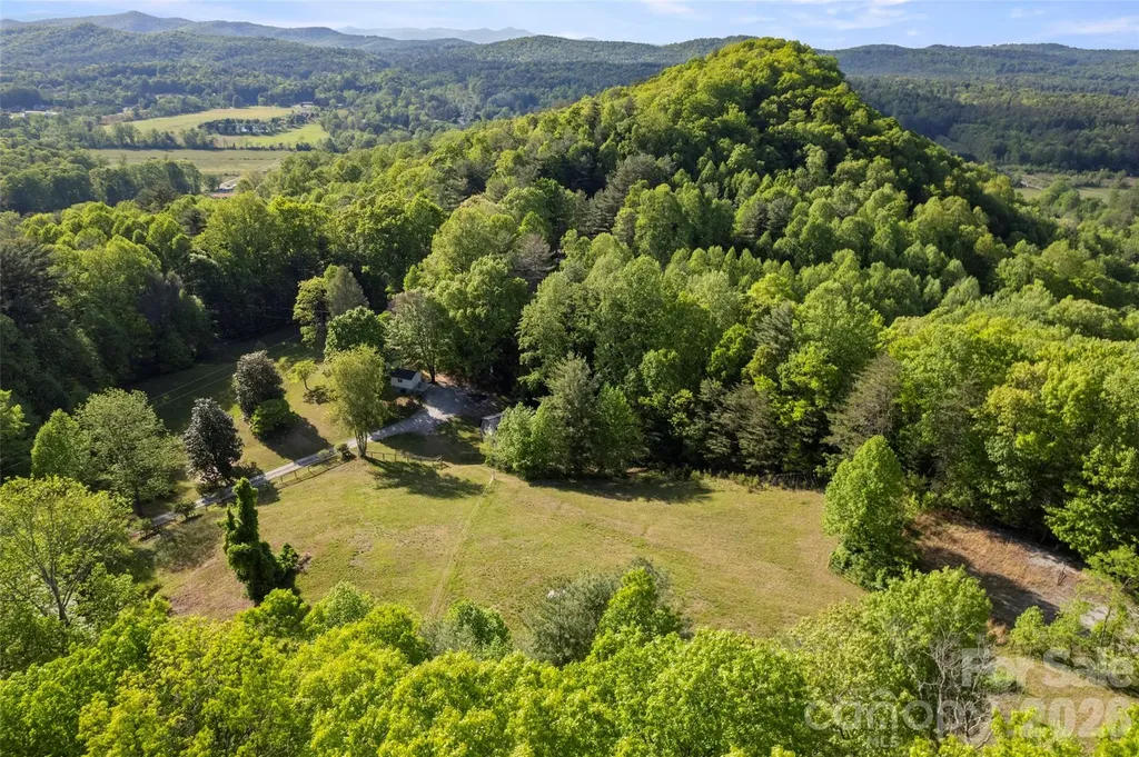 229 Sandstone Lane Hendersonville NC 28739