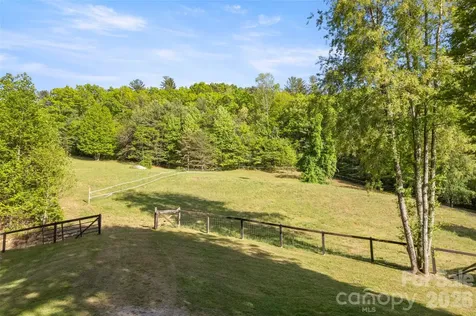 229 Sandstone Lane Hendersonville NC 28739