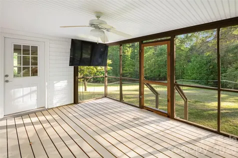 229 Sandstone Lane Hendersonville NC 28739