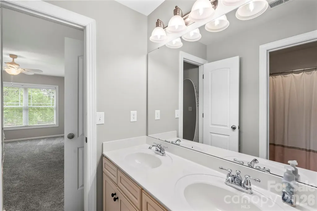 10019 Elizabeth Crest Lane Charlotte NC 28277