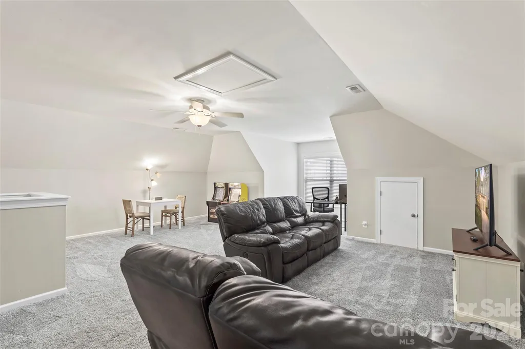 10019 Elizabeth Crest Lane Charlotte NC 28277