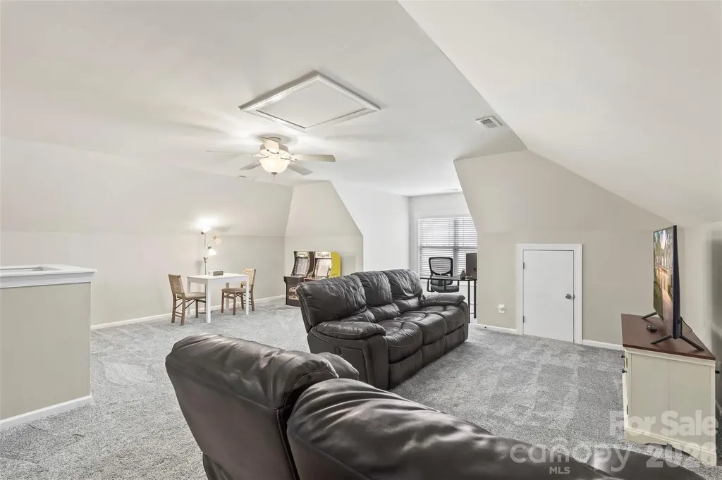 10019 Elizabeth Crest Lane Charlotte NC 28277
