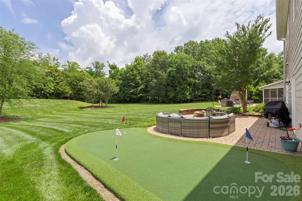 10019 Elizabeth Crest Lane Charlotte NC 28277