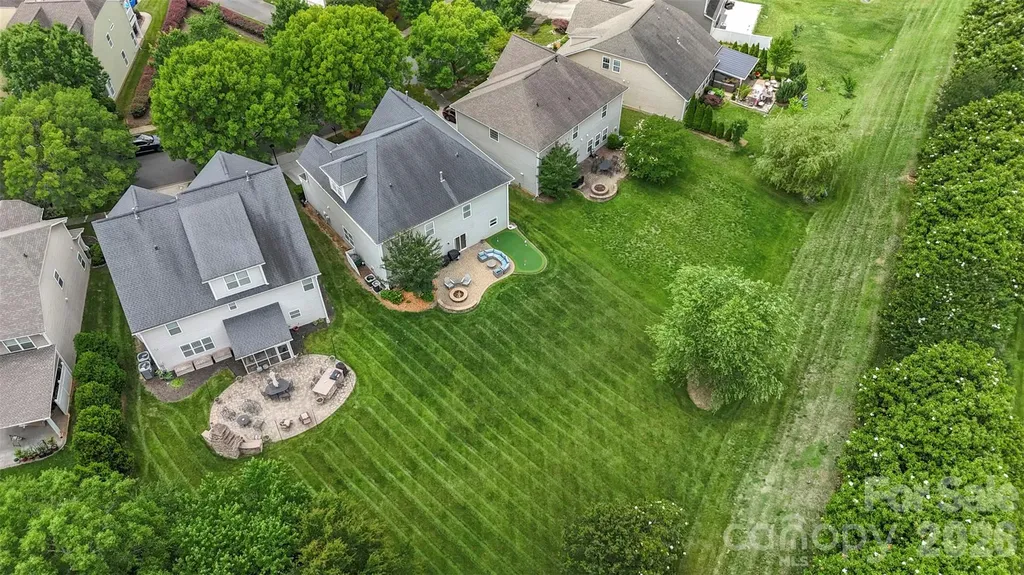 10019 Elizabeth Crest Lane Charlotte NC 28277