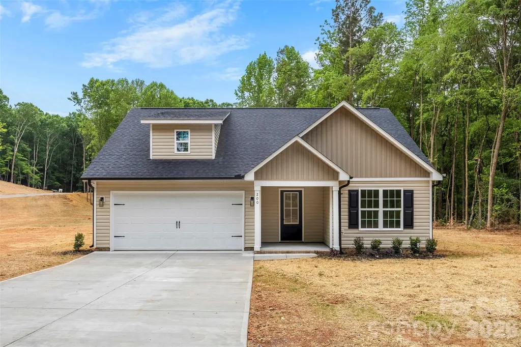 200 Knollwood Circle Albemarle NC 28001