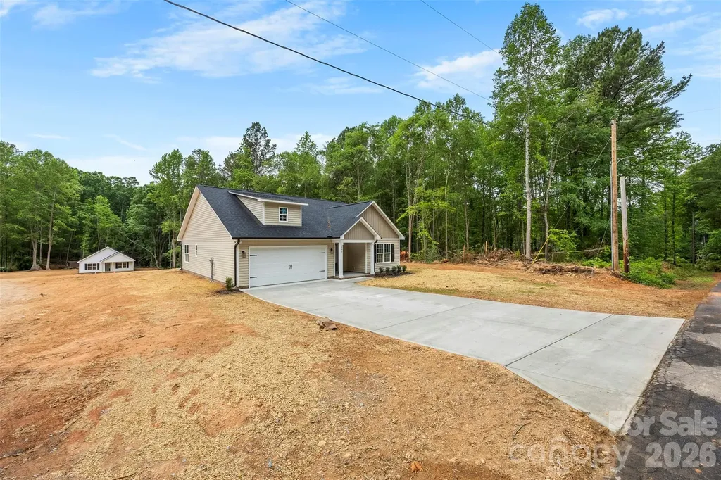 200 Knollwood Circle Albemarle NC 28001