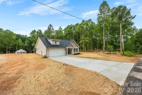 200 Knollwood Circle Albemarle NC 28001