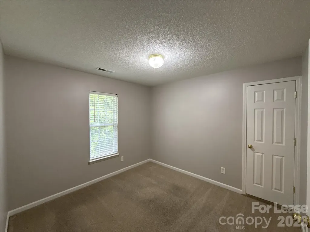 432 Mcginn Grove Drive Charlotte NC 28216