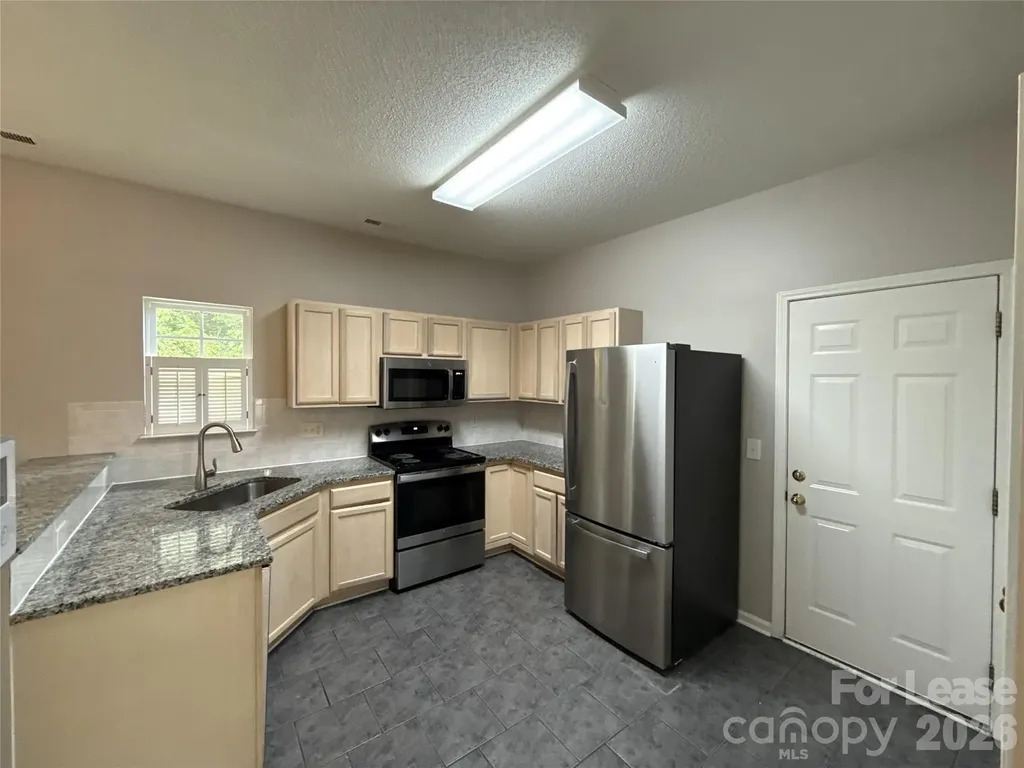 432 Mcginn Grove Drive Charlotte NC 28216