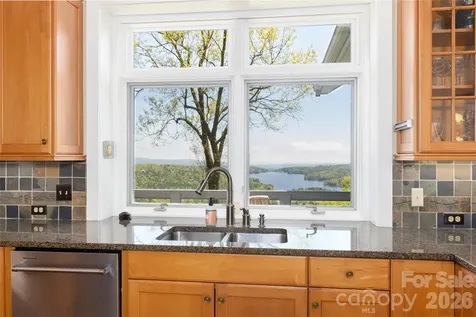 562 Panther Ridge Road Lake Toxaway NC 28747