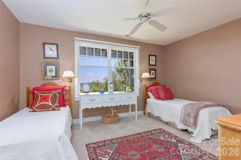 562 Panther Ridge Road Lake Toxaway NC 28747