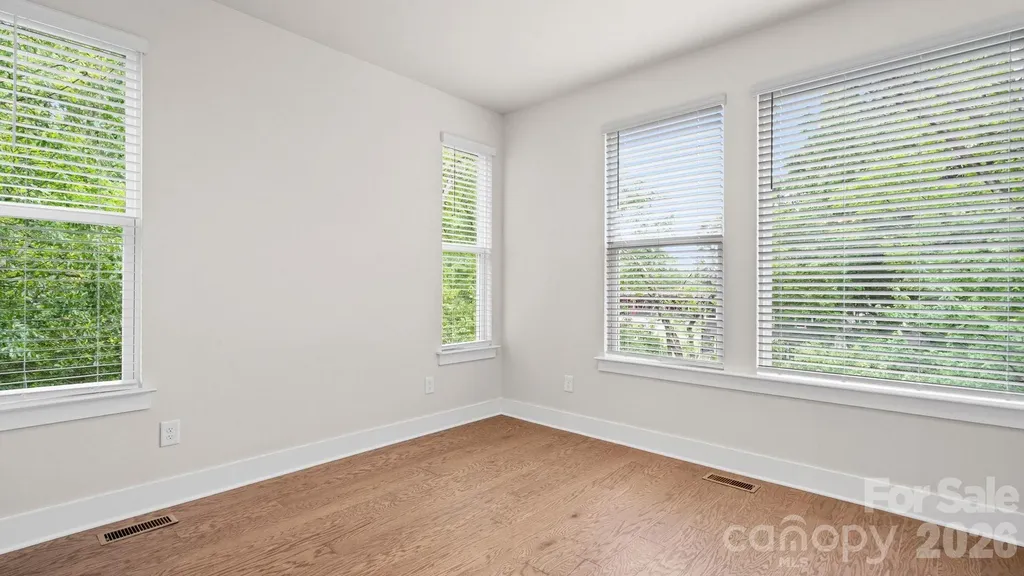 5003 York Park Lane Charlotte NC 28217