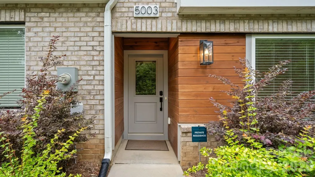 5003 York Park Lane Charlotte NC 28217