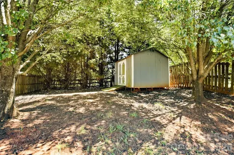 13310 Pontchatrain Avenue Charlotte NC 28273