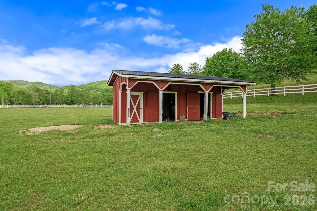 24 Whispering Meadows Drive Fairview NC 28730