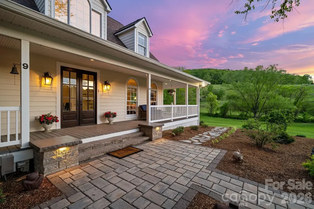 24 Whispering Meadows Drive Fairview NC 28730
